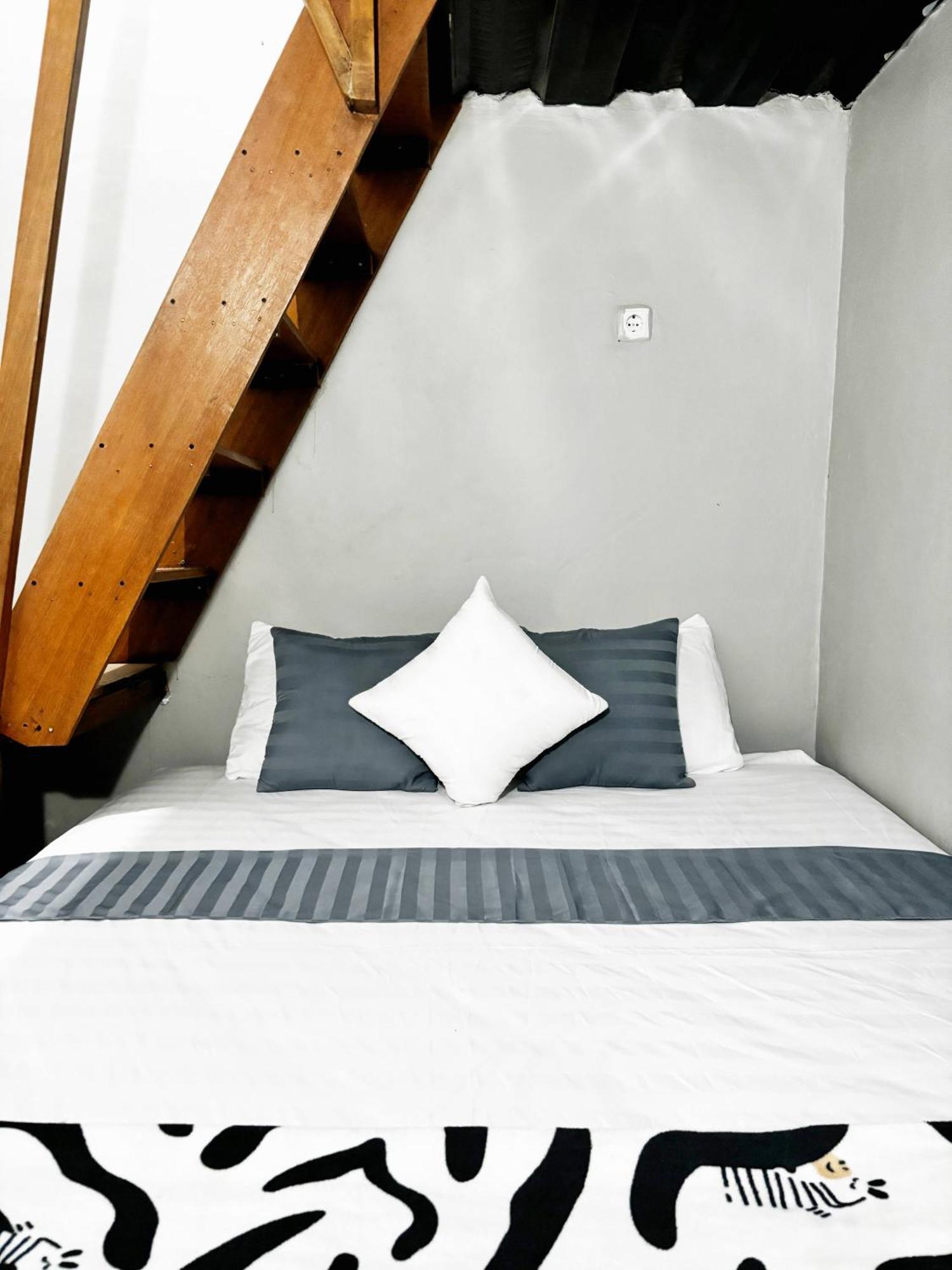 Kost Harian Semarang Murah Exterior photo